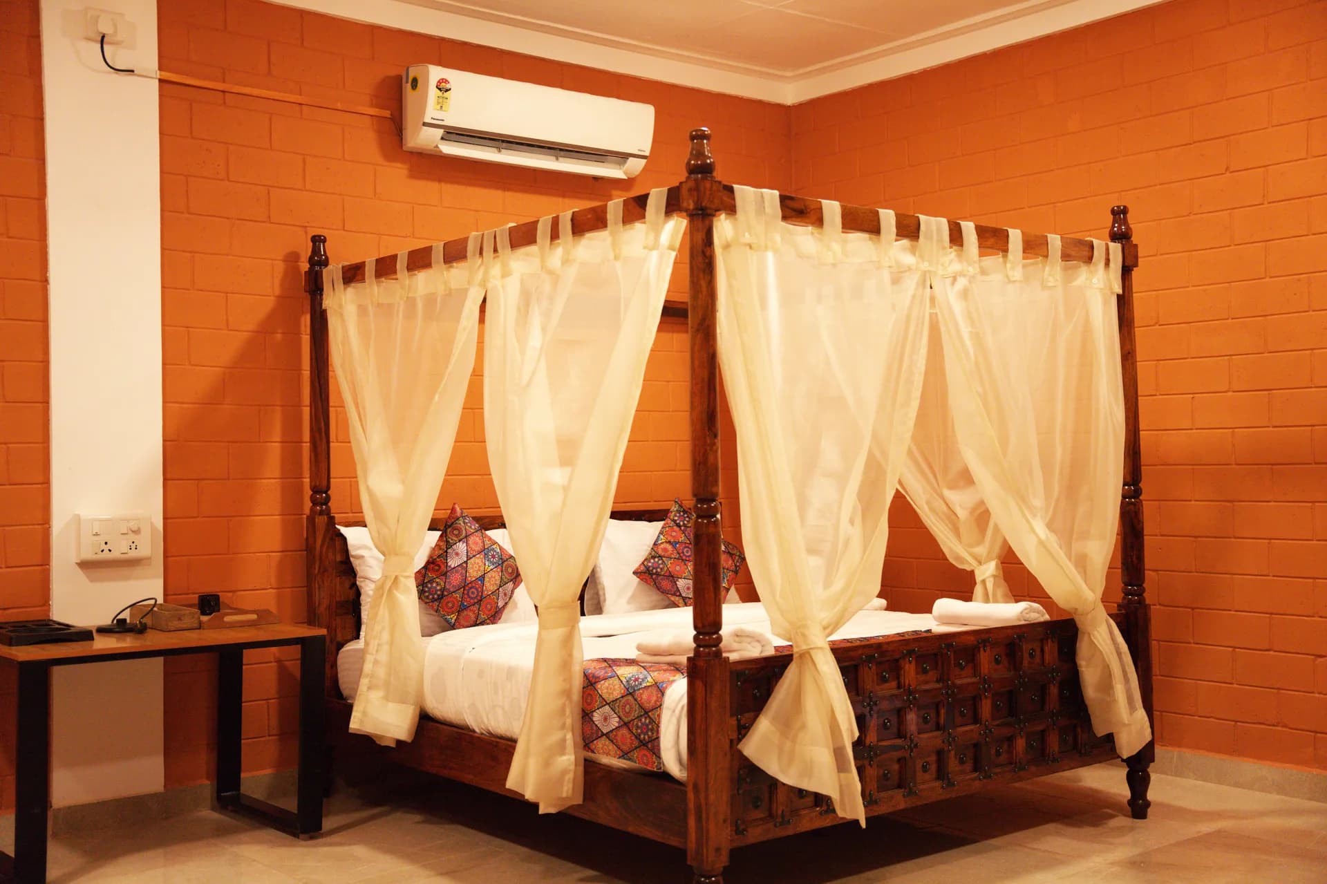 Deluxe Room with Balcony